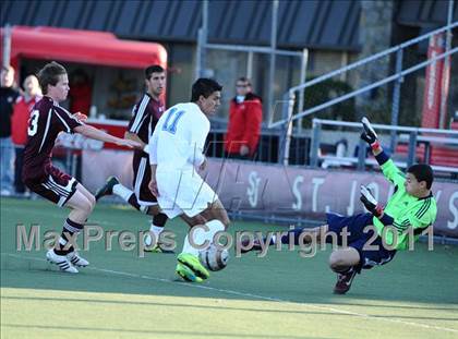 Thumbnail 3 in Fordham Prep vs St. Francis Prep (CHSAA Class AA Intersectional Final)  photogallery.