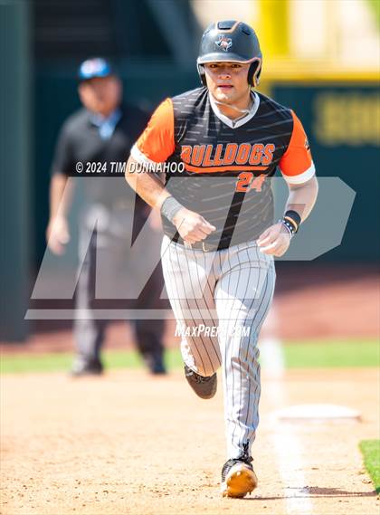 Thumbnail 3 in Ira vs. Chester (UIL 1A Baseball Semifinal) photogallery.