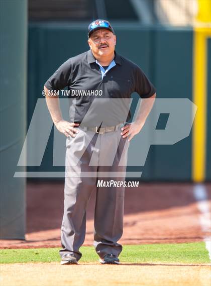 Thumbnail 3 in Ira vs. Chester (UIL 1A Baseball Semifinal) photogallery.