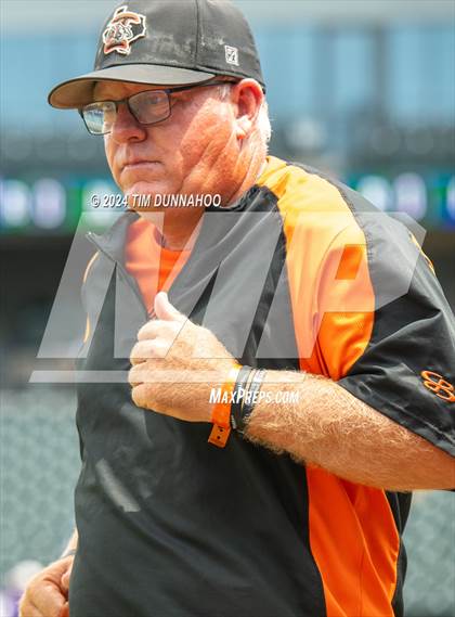 Thumbnail 2 in Ira vs. Chester (UIL 1A Baseball Semifinal) photogallery.