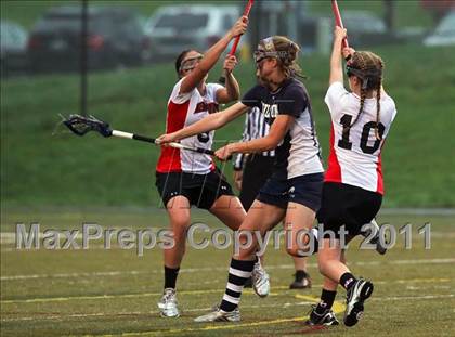 Thumbnail 2 in New Canaan vs. Wilton (FCIAC Semifinal) photogallery.