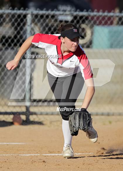 Thumbnail 1 in Harvard-Westlake @ Alemany photogallery.