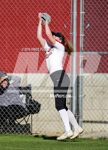 Thumbnail 3 in Harvard-Westlake @ Alemany photogallery.