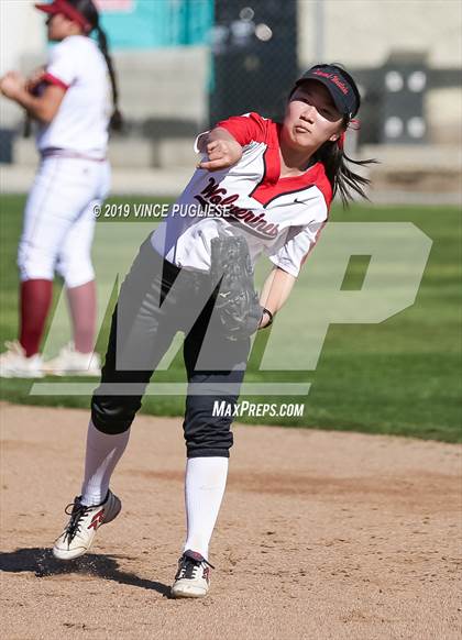 Thumbnail 1 in Harvard-Westlake @ Alemany photogallery.