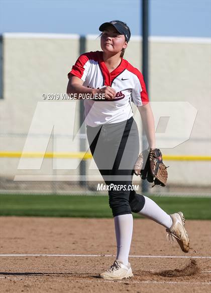 Thumbnail 1 in Harvard-Westlake @ Alemany photogallery.