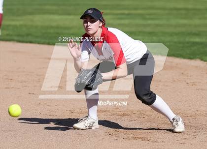 Thumbnail 1 in Harvard-Westlake @ Alemany photogallery.