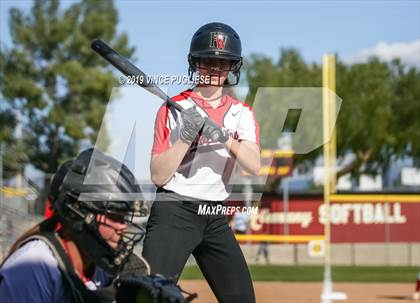 Thumbnail 3 in Harvard-Westlake @ Alemany photogallery.