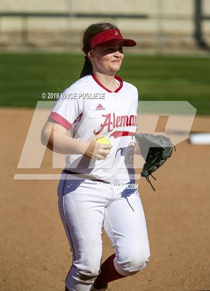 Thumbnail 3 in Harvard-Westlake @ Alemany photogallery.