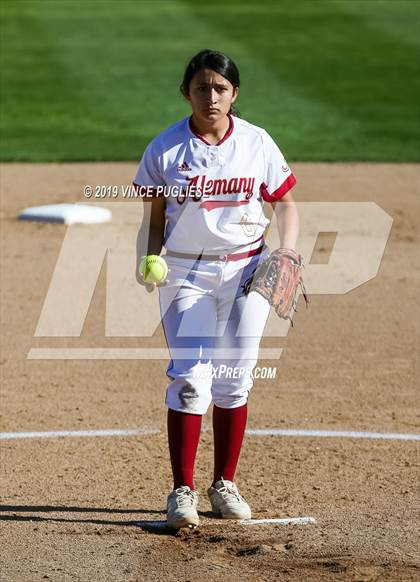 Thumbnail 3 in Harvard-Westlake @ Alemany photogallery.