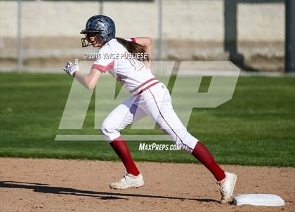 Thumbnail 1 in Harvard-Westlake @ Alemany photogallery.
