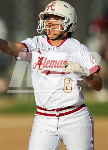 Thumbnail 2 in Harvard-Westlake @ Alemany photogallery.