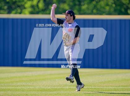 Thumbnail 3 in Westmoreland vs. Liberty Creek (District 6AA Tournament) photogallery.