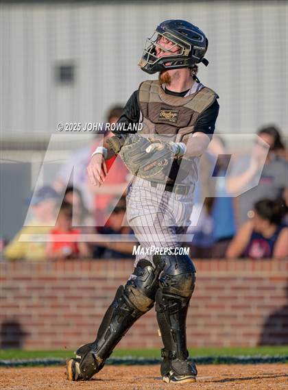 Thumbnail 3 in Westmoreland vs. Liberty Creek (District 6AA Tournament) photogallery.