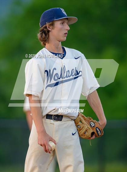 Thumbnail 2 in Westmoreland vs. Liberty Creek (District 6AA Tournament) photogallery.