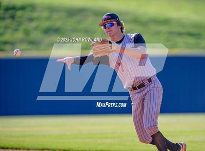 Thumbnail 2 in Westmoreland vs. Liberty Creek (District 6AA Tournament) photogallery.