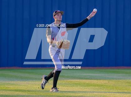 Thumbnail 3 in Westmoreland vs. Liberty Creek (District 6AA Tournament) photogallery.