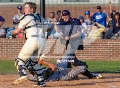 Thumbnail 2 in Westmoreland vs. Liberty Creek (District 6AA Tournament) photogallery.