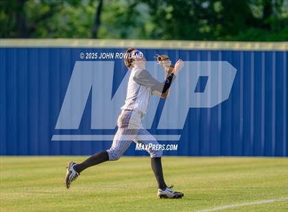 Thumbnail 1 in Westmoreland vs. Liberty Creek (District 6AA Tournament) photogallery.