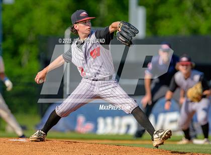 Thumbnail 1 in Westmoreland vs. Liberty Creek (District 6AA Tournament) photogallery.