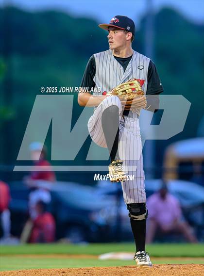 Thumbnail 1 in Westmoreland vs. Liberty Creek (District 6AA Tournament) photogallery.