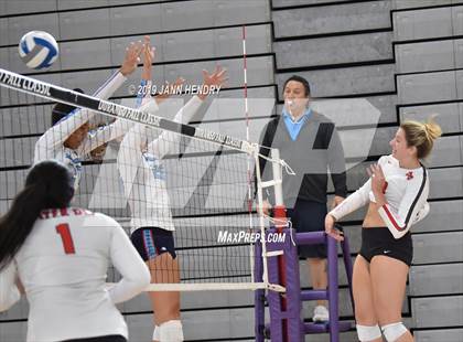 Thumbnail 2 in Mater Dei vs. Marymount (Durango Fall Classic) photogallery.