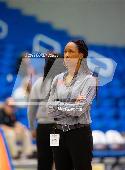 Thumbnail 3 in Warner Robins vs Calhoun (GHSA 5A Final Four) photogallery.