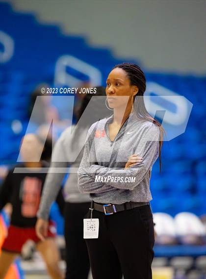 Thumbnail 2 in Warner Robins vs Calhoun (GHSA 5A Final Four) photogallery.