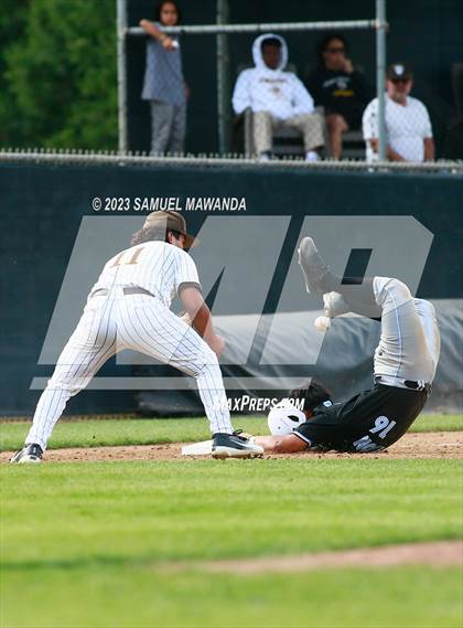 Thumbnail 3 in Crespi vs  Carson (CIF SS DII Round 1) photogallery.