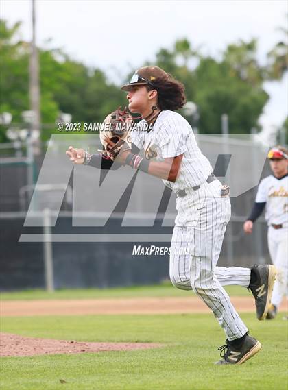 Thumbnail 2 in Crespi vs  Carson (CIF SS DII Round 1) photogallery.