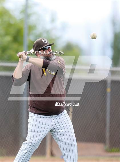 Thumbnail 2 in Crespi vs  Carson (CIF SS DII Round 1) photogallery.