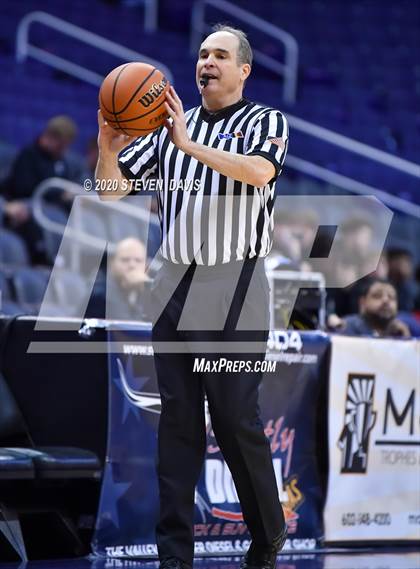 Thumbnail 3 in Brophy College Prep vs Westview photogallery.