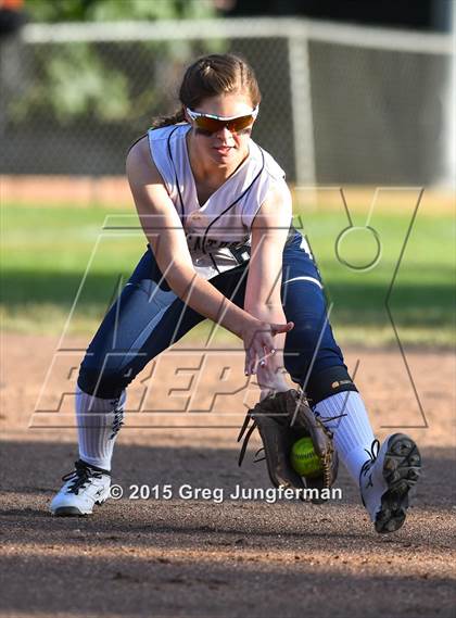 Thumbnail 2 in Redwood vs. Marin Catholic (MCAL Championship) photogallery.