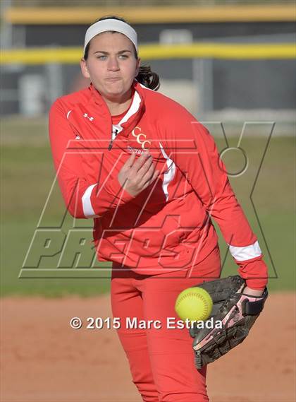 Thumbnail 2 in Clearwater Central Catholic vs St. Petersburg Catholic photogallery.