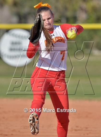Thumbnail 2 in Clearwater Central Catholic vs St. Petersburg Catholic photogallery.
