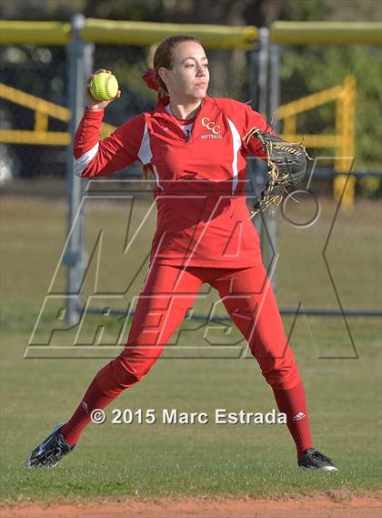 Thumbnail 2 in Clearwater Central Catholic vs St. Petersburg Catholic photogallery.