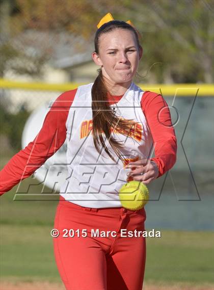 Thumbnail 2 in Clearwater Central Catholic vs St. Petersburg Catholic photogallery.