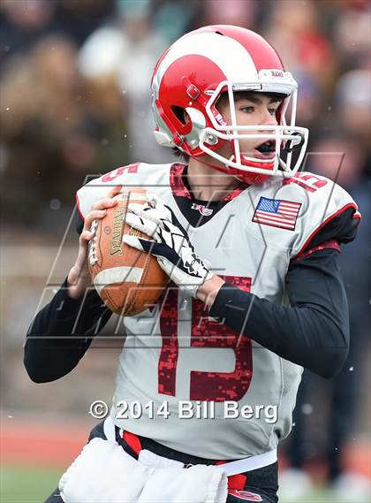 Thumbnail 2 in New Canaan vs. Darien (FCIAC Final) photogallery.