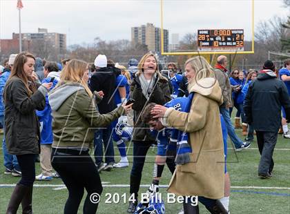 Thumbnail 3 in New Canaan vs. Darien (FCIAC Final) photogallery.