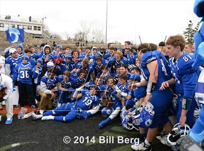Thumbnail 3 in New Canaan vs. Darien (FCIAC Final) photogallery.