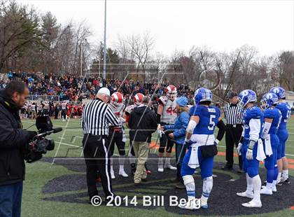 Thumbnail 3 in New Canaan vs. Darien (FCIAC Final) photogallery.