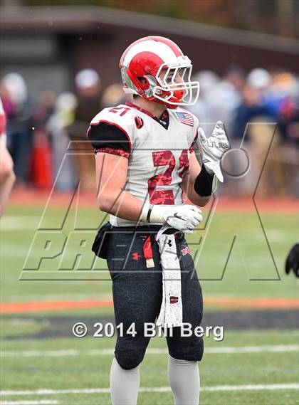 Thumbnail 2 in New Canaan vs. Darien (FCIAC Final) photogallery.