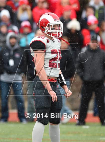 Thumbnail 2 in New Canaan vs. Darien (FCIAC Final) photogallery.