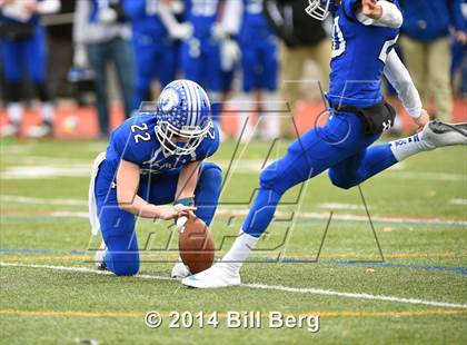 Thumbnail 2 in New Canaan vs. Darien (FCIAC Final) photogallery.