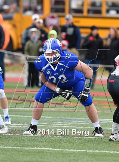 Thumbnail 3 in New Canaan vs. Darien (FCIAC Final) photogallery.