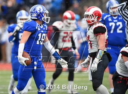 Thumbnail 3 in New Canaan vs. Darien (FCIAC Final) photogallery.