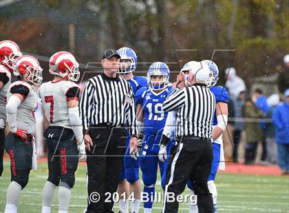 Thumbnail 2 in New Canaan vs. Darien (FCIAC Final) photogallery.
