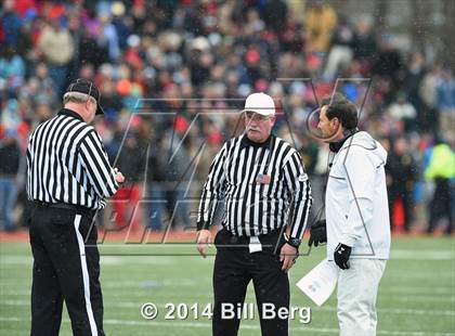 Thumbnail 3 in New Canaan vs. Darien (FCIAC Final) photogallery.