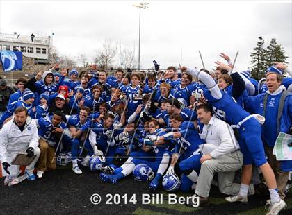 Thumbnail 3 in New Canaan vs. Darien (FCIAC Final) photogallery.