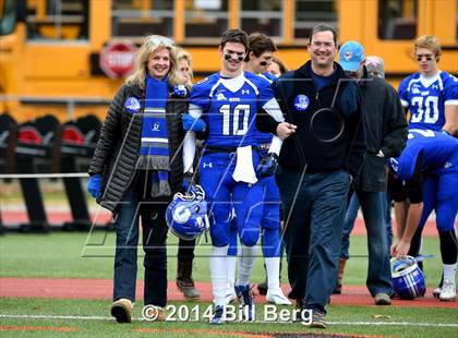 Thumbnail 3 in New Canaan vs. Darien (FCIAC Final) photogallery.