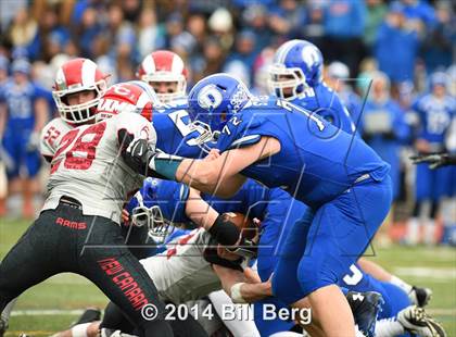 Thumbnail 3 in New Canaan vs. Darien (FCIAC Final) photogallery.